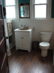 How To Install Laminate Floor Around A, How Do You Cut Laminate Flooring Around A Toilet